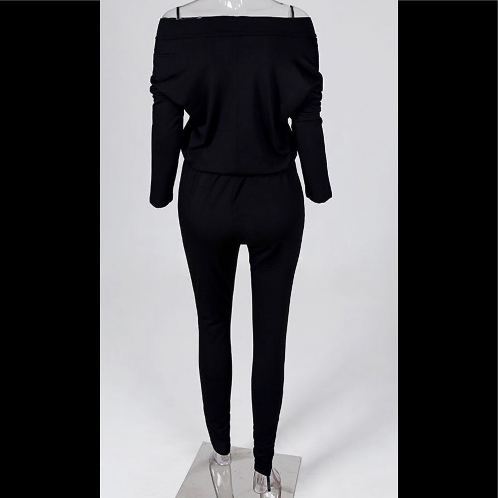 Fabletics jumpsuit off the shoulders.  Xl